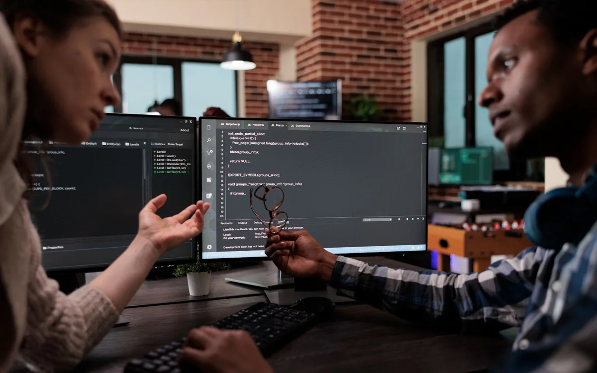 How Effective Communication Improves Collaboration and Ensures Successful Software Development Project Delivery